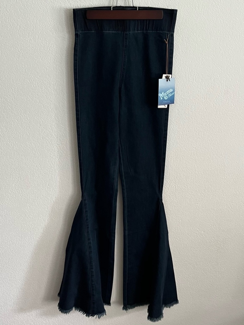 Show Me Your MuMu Berkley Bells High Waisted Flare Jeans NWT - Picture 2 of 6